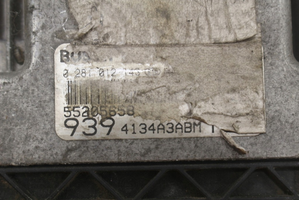 Alfa 159 1.9 jtd блок управления двигателя 0281012143 в Украине