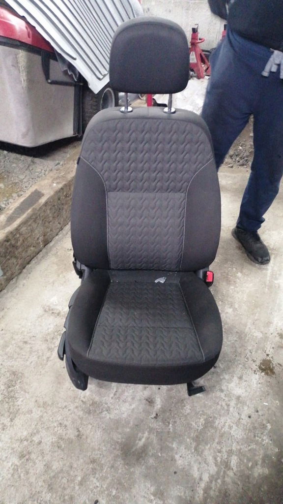 фото №1, Сиденье правый перед zafira c europa