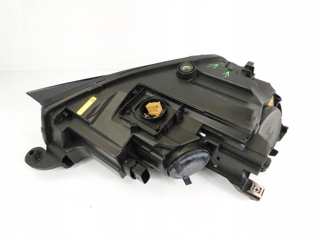 фото №8, Лампа левая ксенон led audi tt tts 8s0941005c