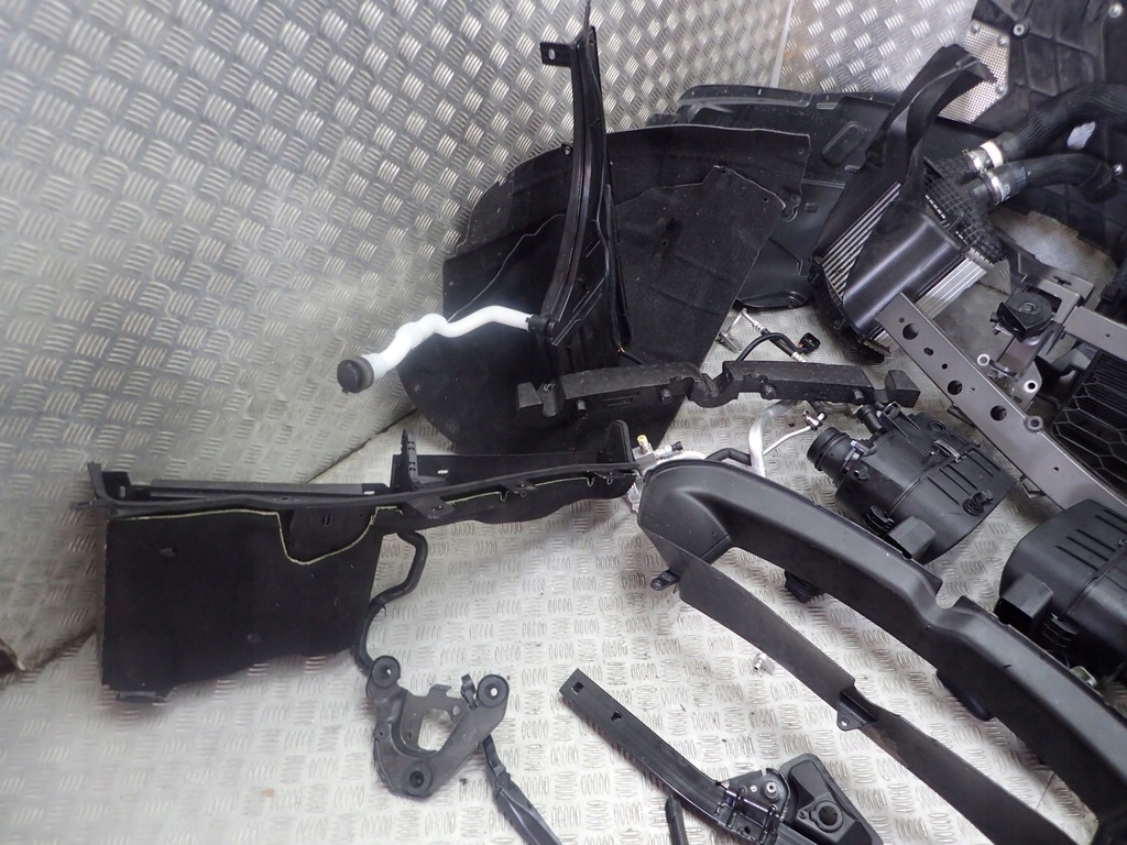 фото №12, Maserati ghibli trofeo 3.8 fl lift kompletny перед капот бампер радіатор