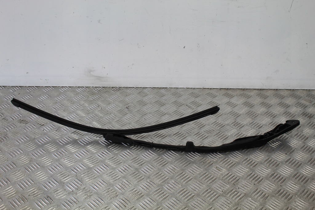 фото №1, Рычаг дворники левая stelvio