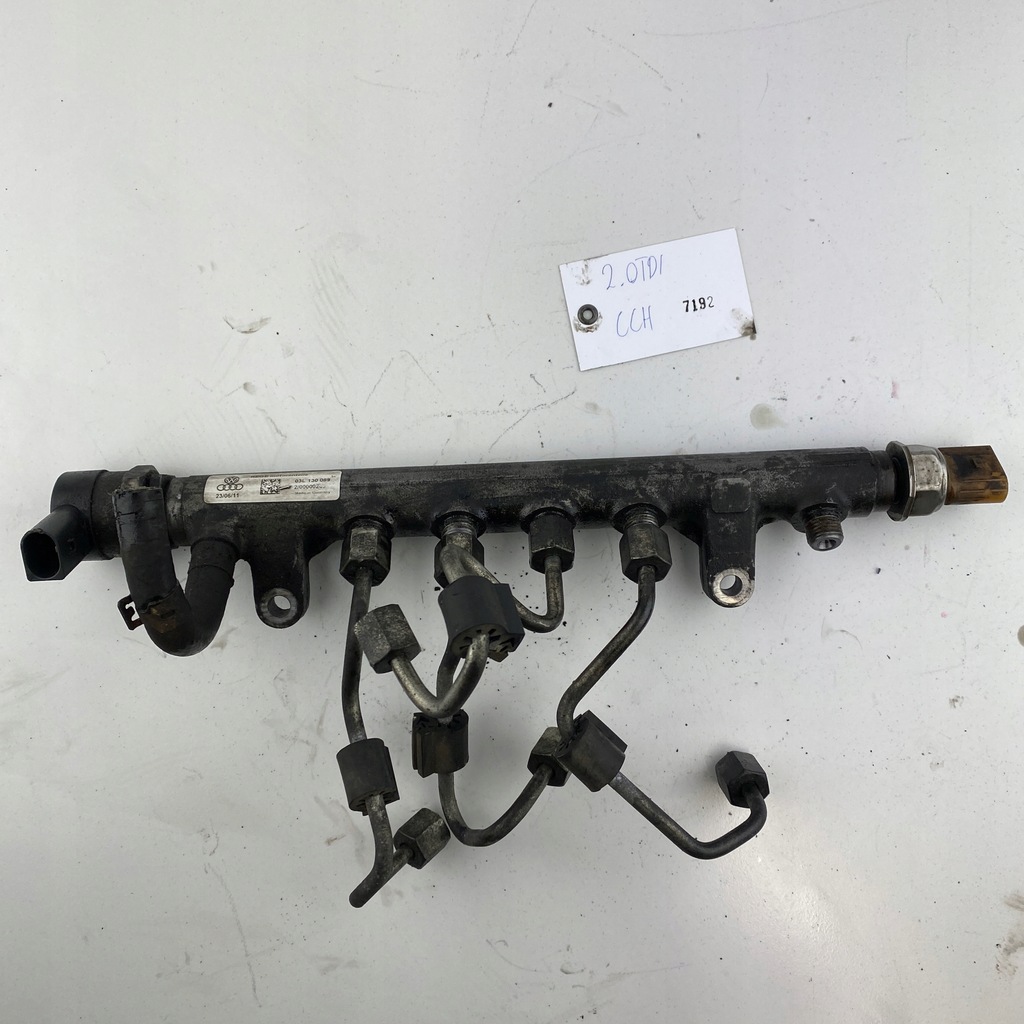 фото №1, Молдинг упорскування + трубки vw multivan transporter t5 t6 2.0 tdi