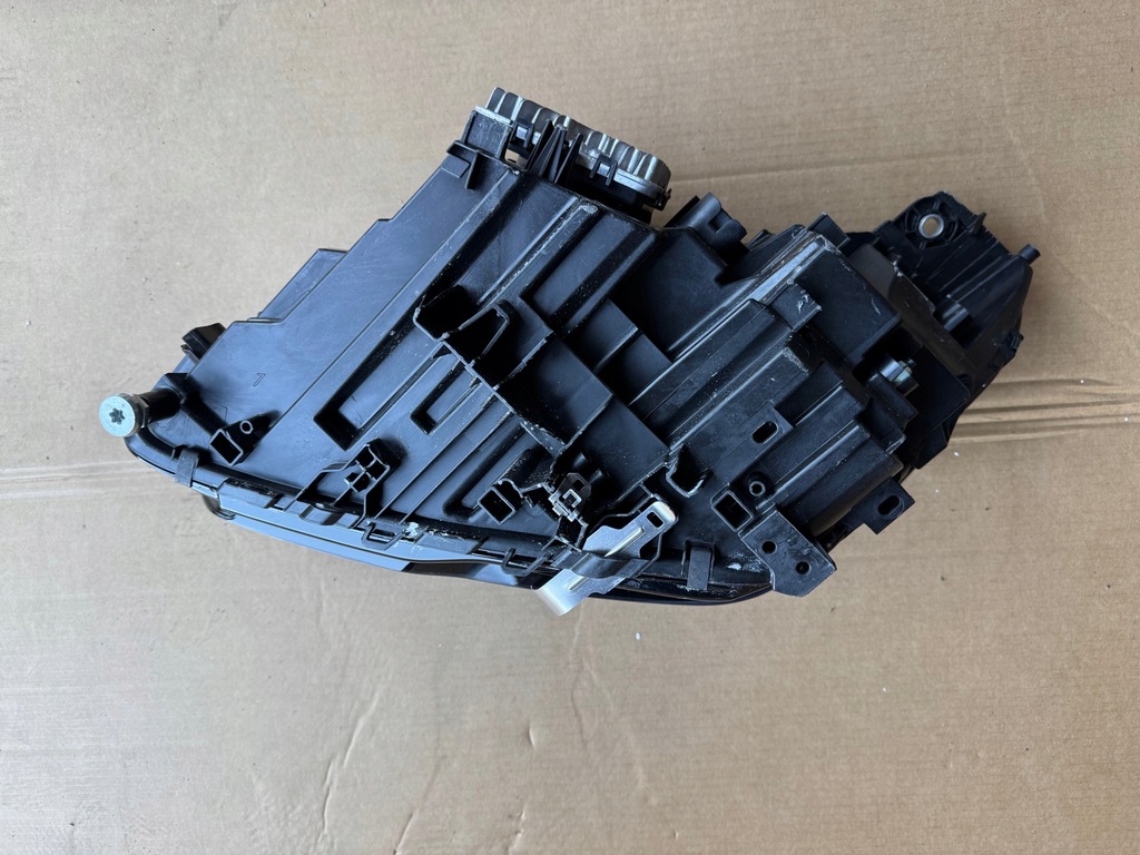 фото №7, Bmw 5 g60 g61 лампа перед передняя правая full led 5a798e4 usa