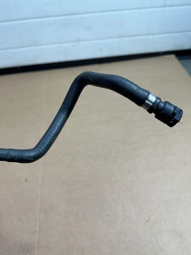Шланг рідина охолоджуючий, трубка води, mercedes eqa w243, h243 Зі Шроту