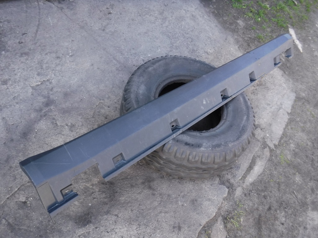 фото №1, Mercedes-benz оригинальный номер a1646900840 молдинг порог порог накладка