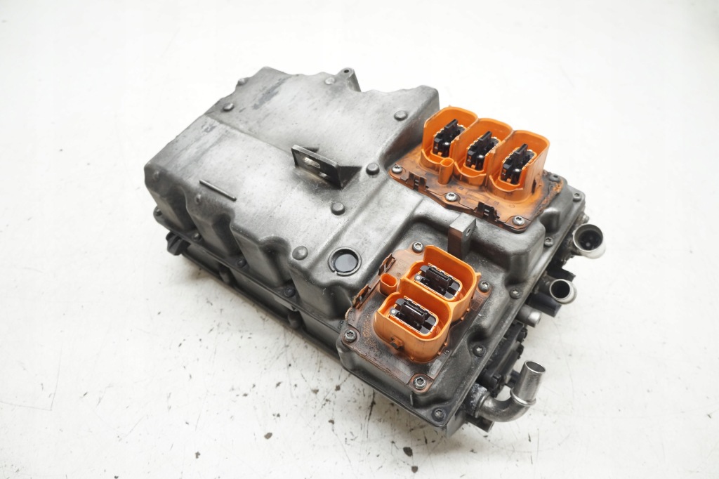 Купити Volvo xc60 2 17r інвертор блок запалювання напруги 32202304