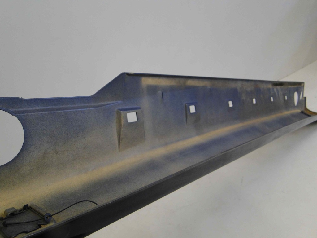 Mercedes c klasa w202 202 limu рестайлінг  молдинг поріг Зі Шроту