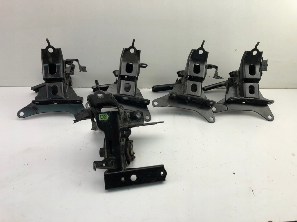 фото №13, Toyota yaris iii кронштейн подушка двигателя d2