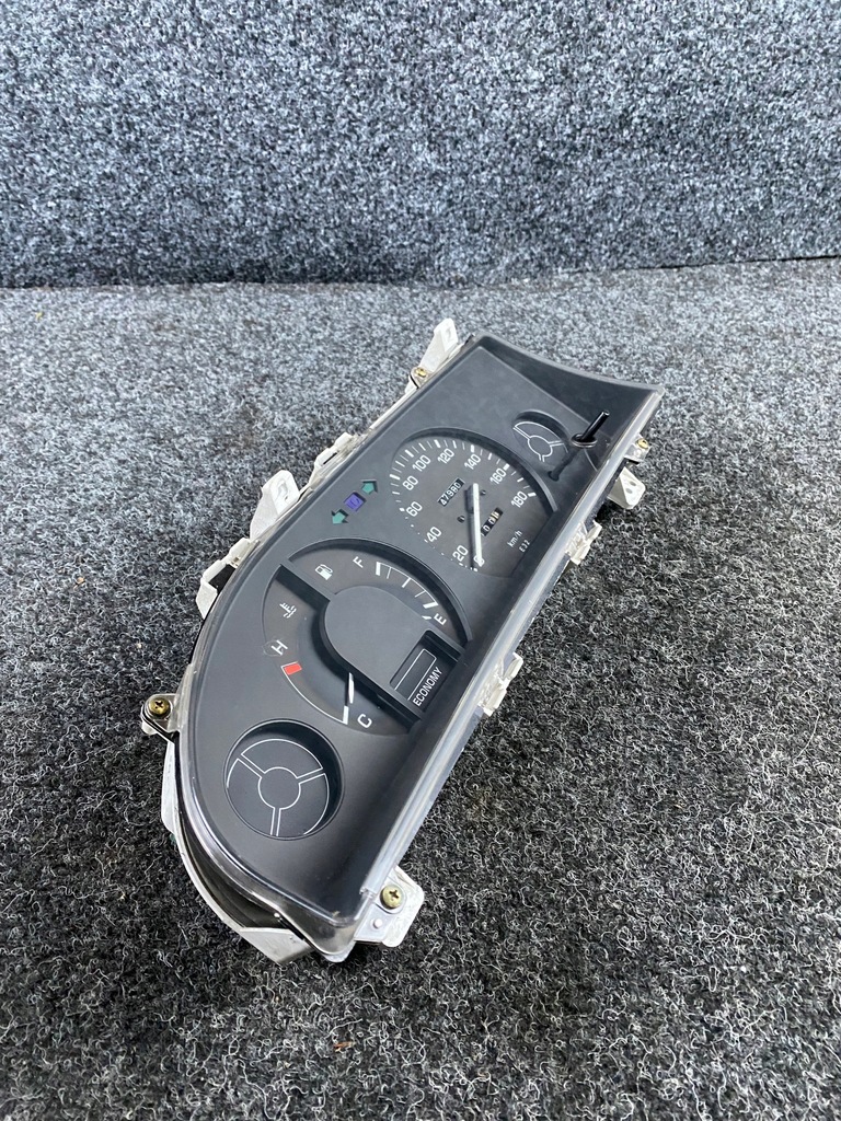 фото №5, Счетчик приборы toyota corolla e9 83200-1a260