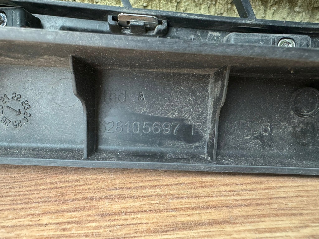 фото №6, Renault express 21- решётка радиатора решётка радиатора бампера перед 628105697r 622565187r