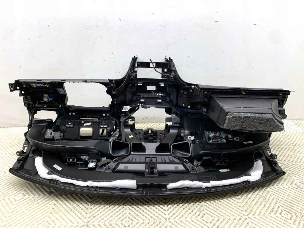 фото №9, Панель приладів renault megane iv sedan/limuzyna консоль панель приладів приладова, панель