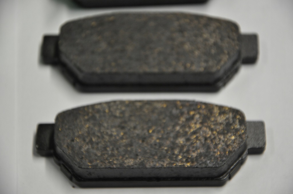 фото №16, Тормозные колодки ham. mitsubishi t. carisma 95-06