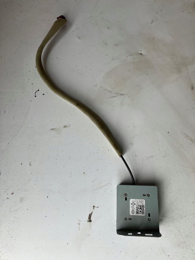 фото №1, Модуль антенны gps clio v captur ii 282120588r