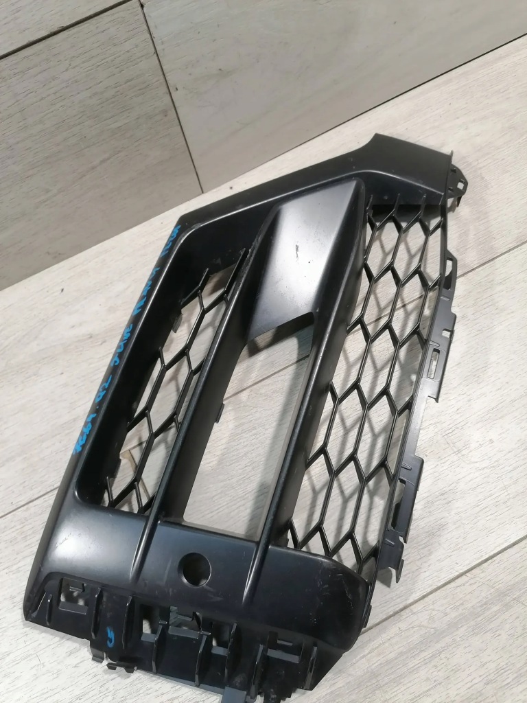 фото №7, Audi q2 s-line решётка бампер правый перед 81a807682l