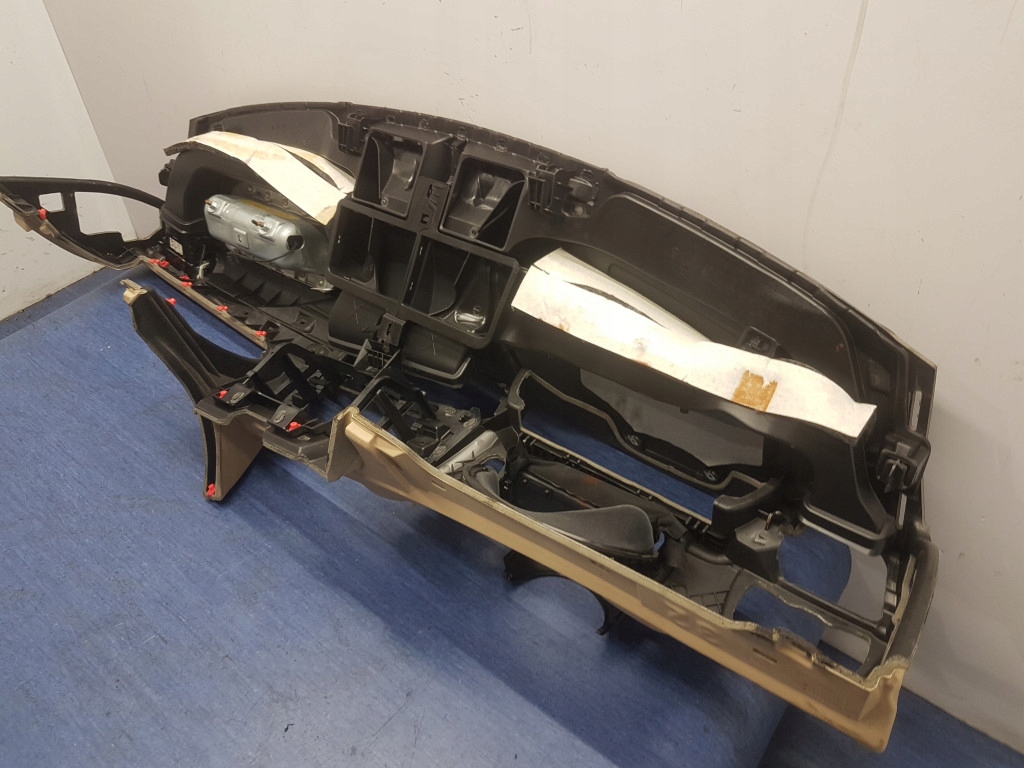 фото №16, Bmw 3 f30 приборная панель приборная приборная панель светлый подушка безопасности