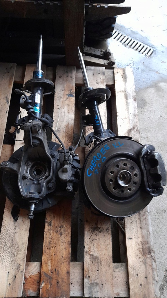 фото №1, Jeep cherokee kl ступиця поворотний кулак