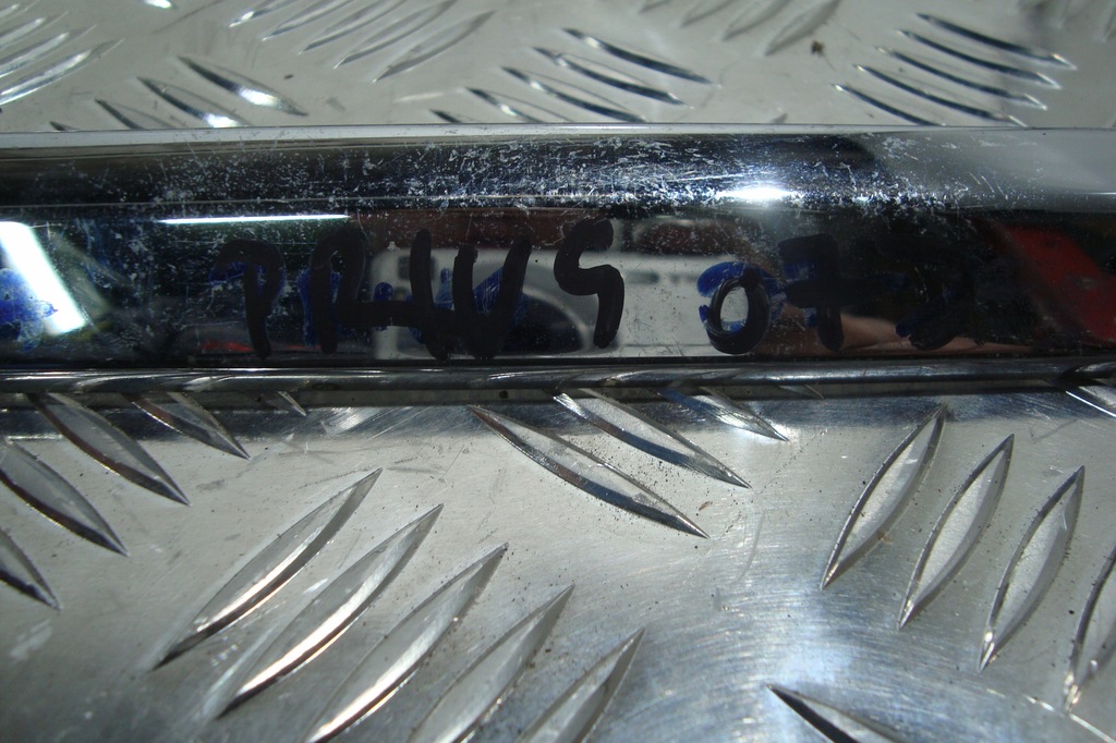 фото №7, Молдинг дверь левый перед хром toyota prius iii 09- poznań