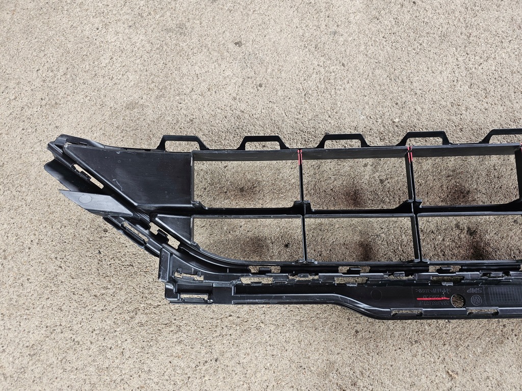 фото №12, Vw t-roc r-line решётка бампера передний перед 2ga853677f