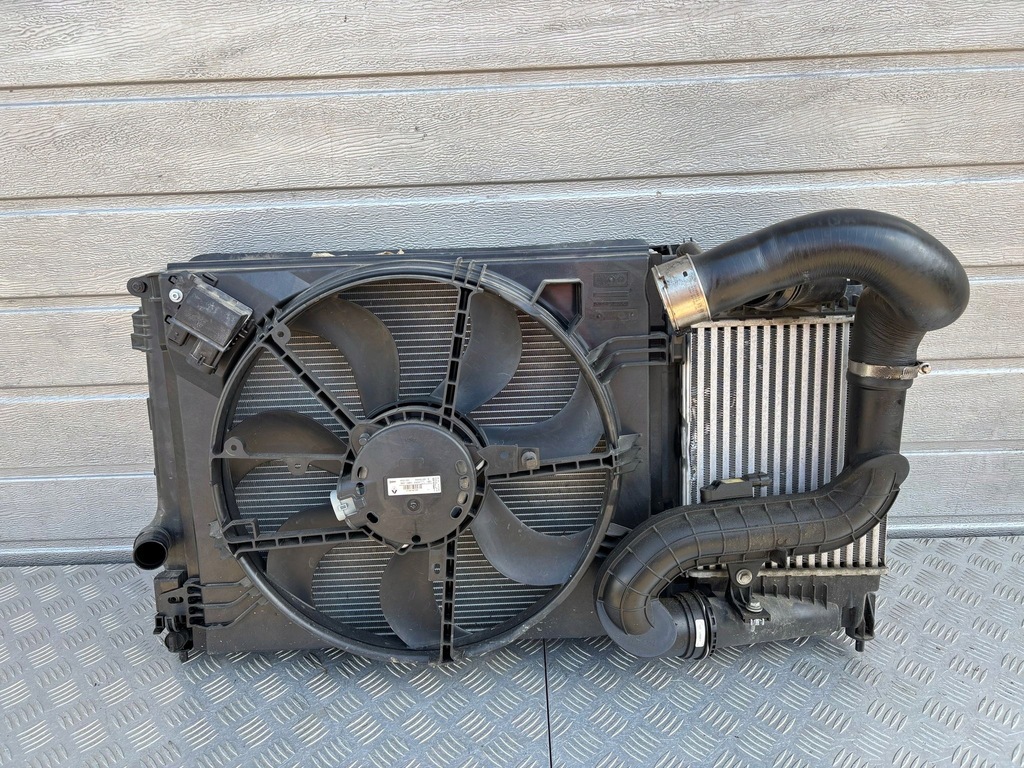 фото №1, Renault scenic iv радиатор комплект 1.6 dci 214819674r