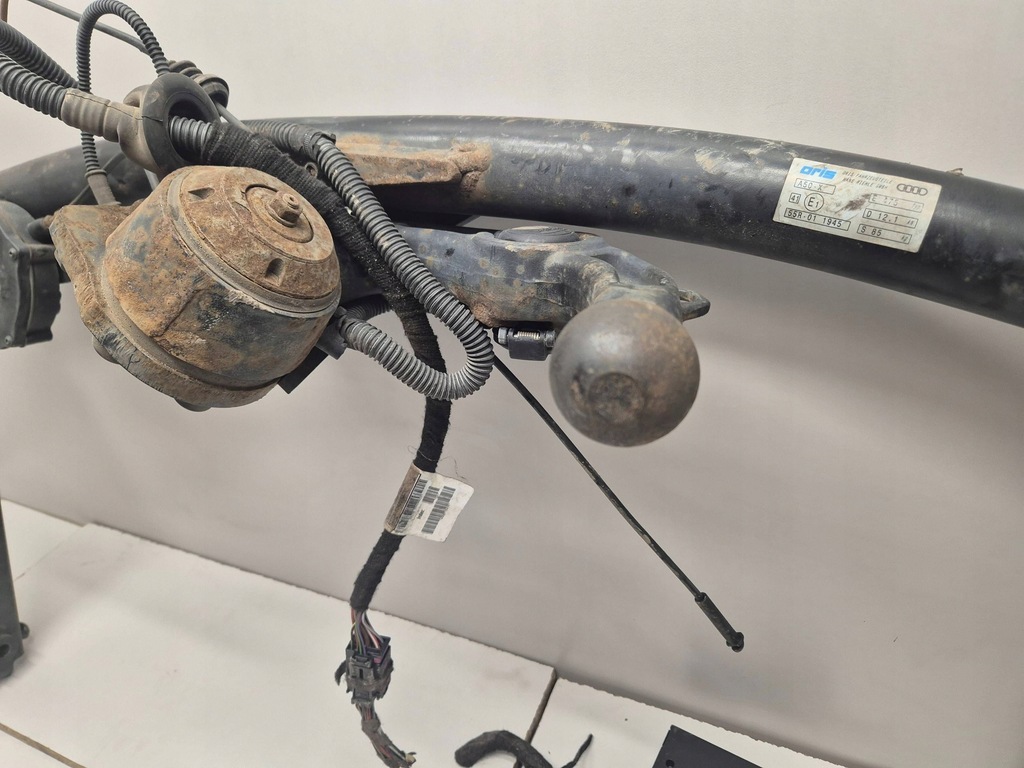 фото №5, Hak буксировочный 4g0800491s audi a6 c7