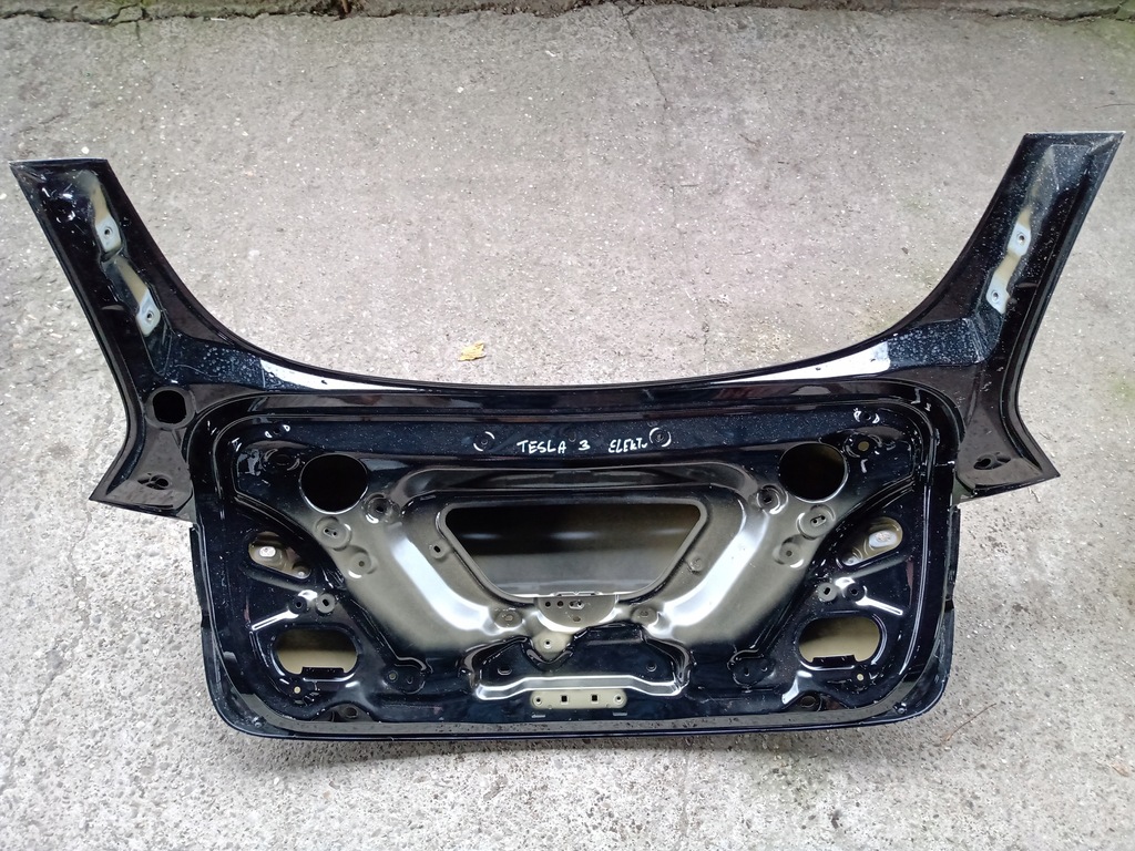 фото №7, Tesla y капот