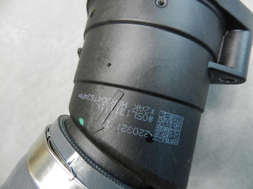 фото №4, Vw arteon шланг труба повітря 05l145828d