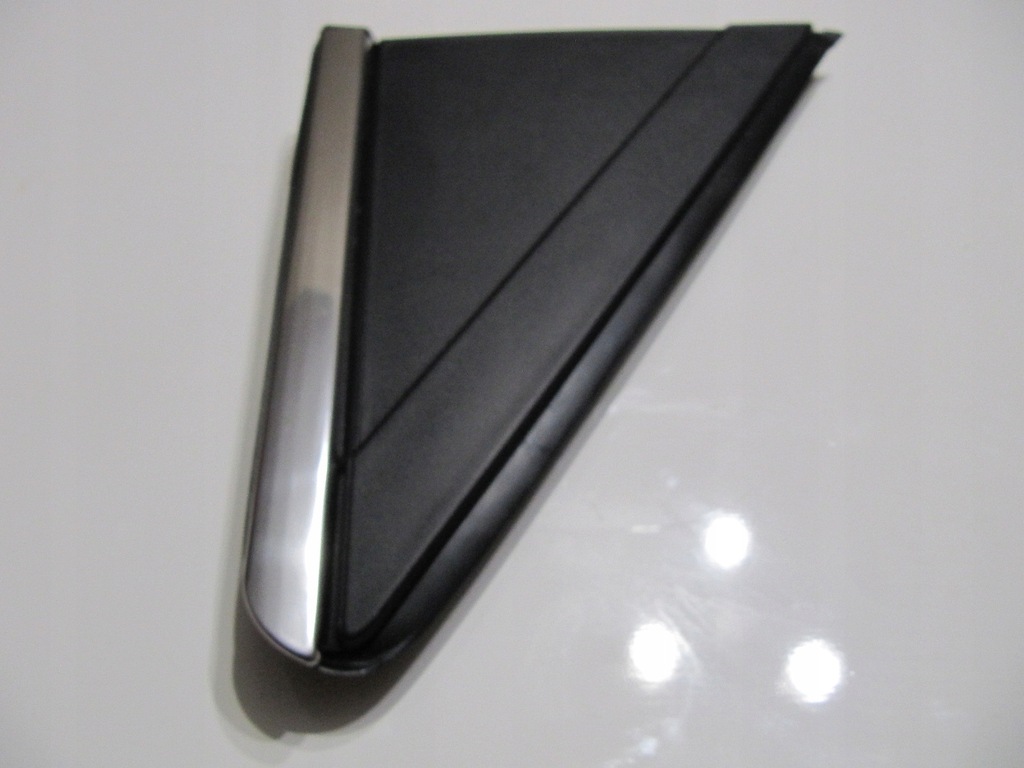 фото №9, Chrysler town country 11- grand caravan треугольник заглушка крыла левый левая