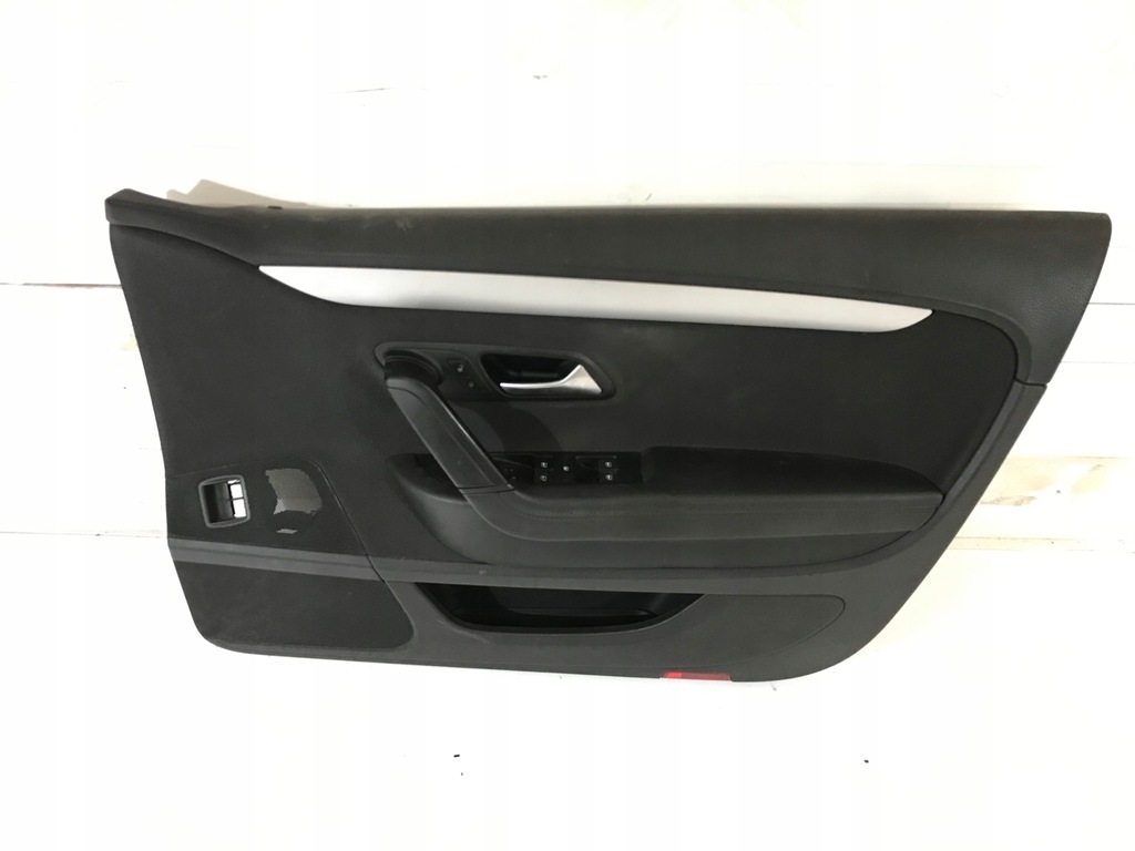 фото №1, Обшивка правий перед vw passat cc 2009r