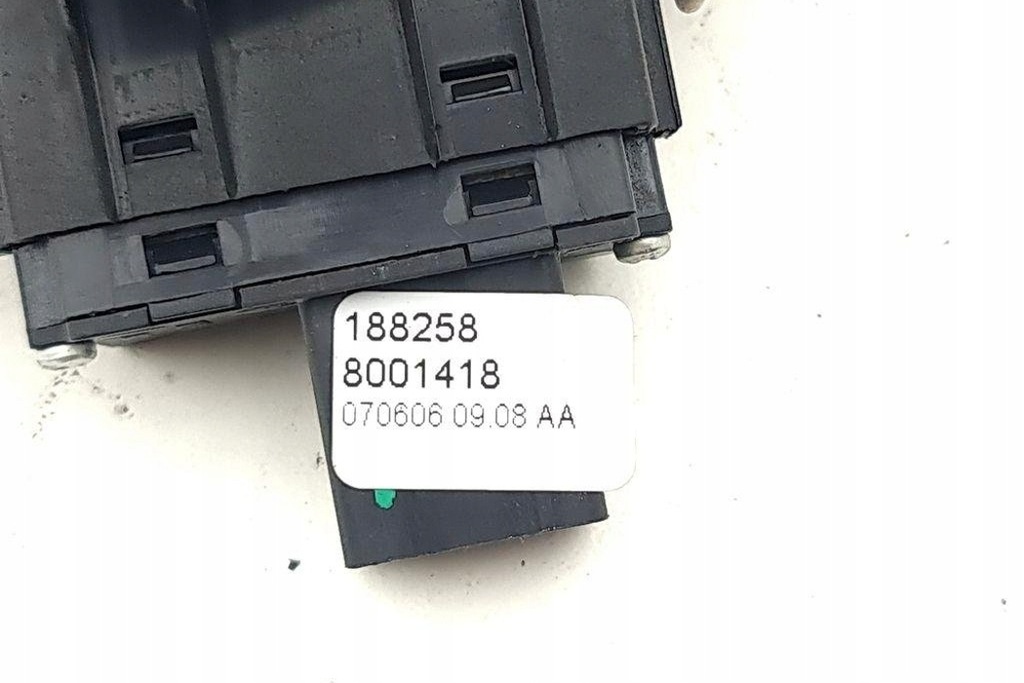 фото №7, Кнопка управление окон задних правых дверь maserati quattroporte v