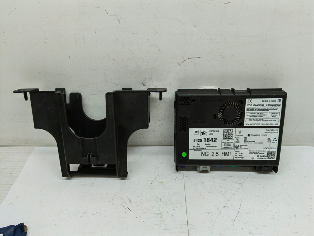 фото №1, Opel astra k 1.6cdti модуль блок управления радио 2,5hmi