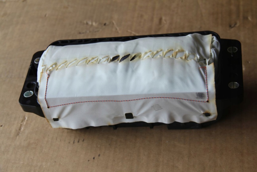 фото №6, Подушка безопасности пассажир vw atlas оригинал 3cn880204f 3cn880204d