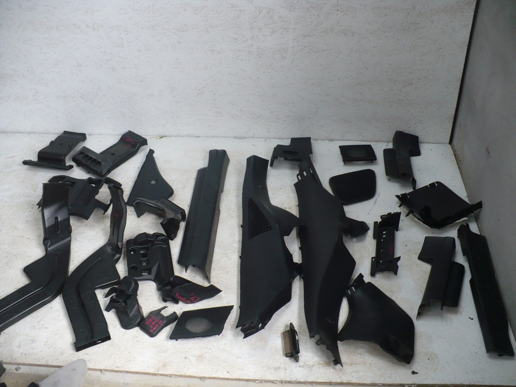 фото №1, Lexus ct 200h пластик захист заглушка вкладка