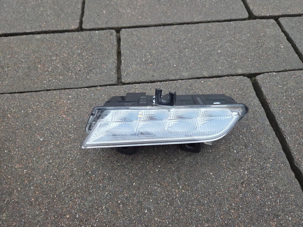 Купить Renault clio iv дорестайлинг  фонарь  led drl левое 266059493r 12-2016