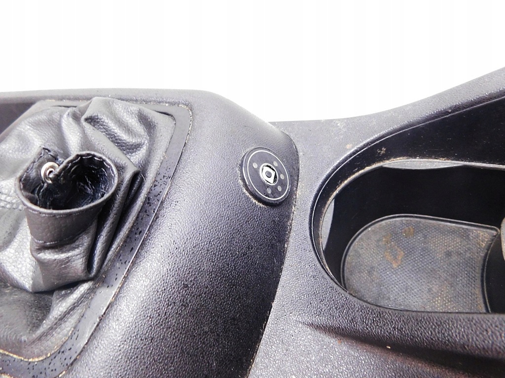 фото №8, Підлокітник тунель - kia ceed i 06-12 eu