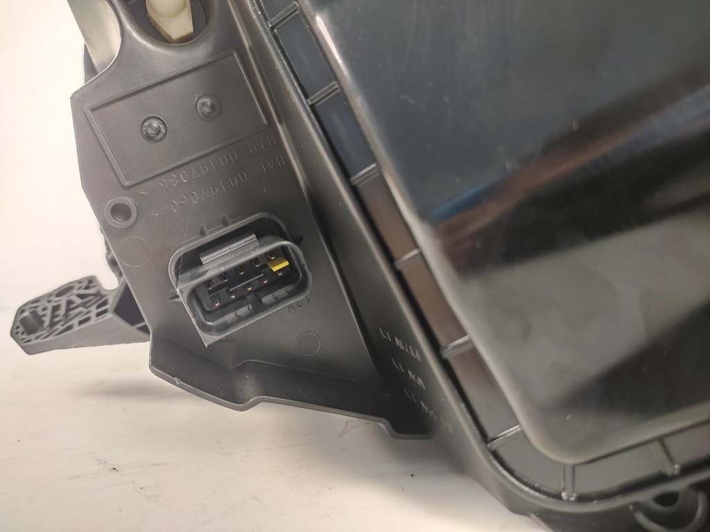 фото №11, Vivaro c jumpy iii zafira d лампа ліва передня перед звичайна 2016- 2019-