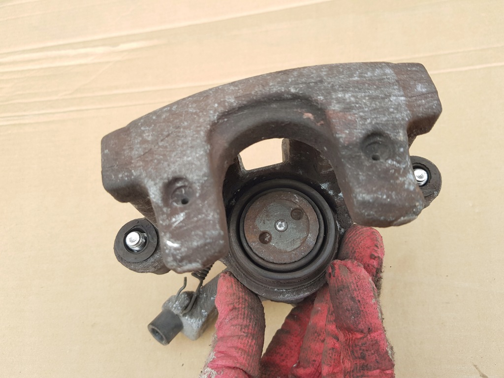 фото №12, Суппорт тормозной левый задняя / opel vectra c signum / проверенный - оригинал