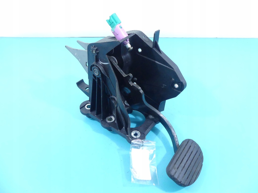 фото №1, Педаль гальма renault latitude автоматична коробка передач