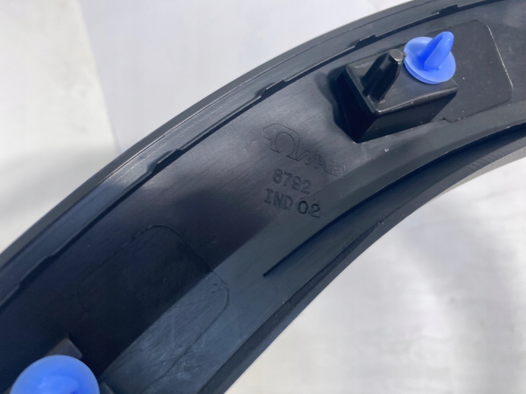 фото №8, Молдинг крыла левый перед левая передняя peugeot 2008 ii eu