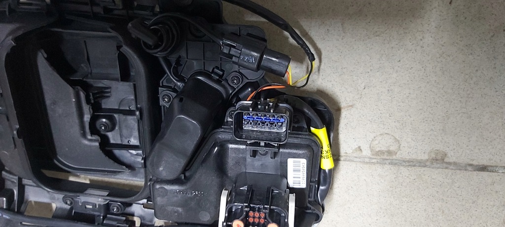 фото №9, Крышка разъём зарядки kia e-soul ev ii 2 19- 863c0-j2000