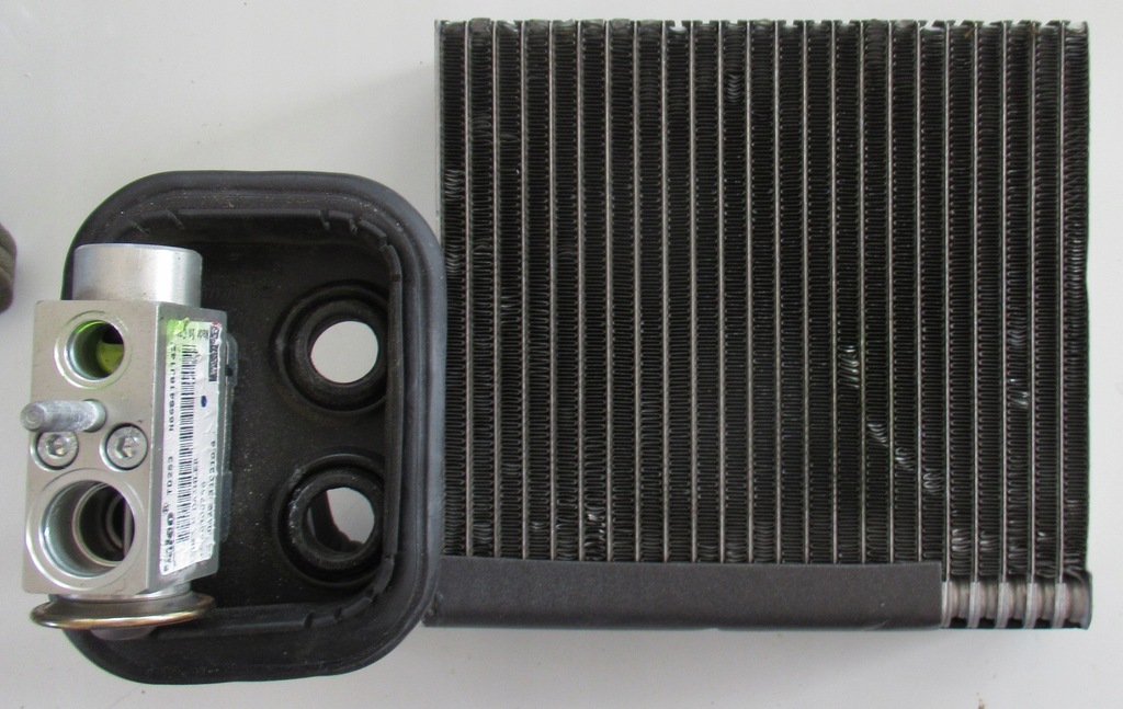 фото №1, Mercedes w245 испаритель кондиционера