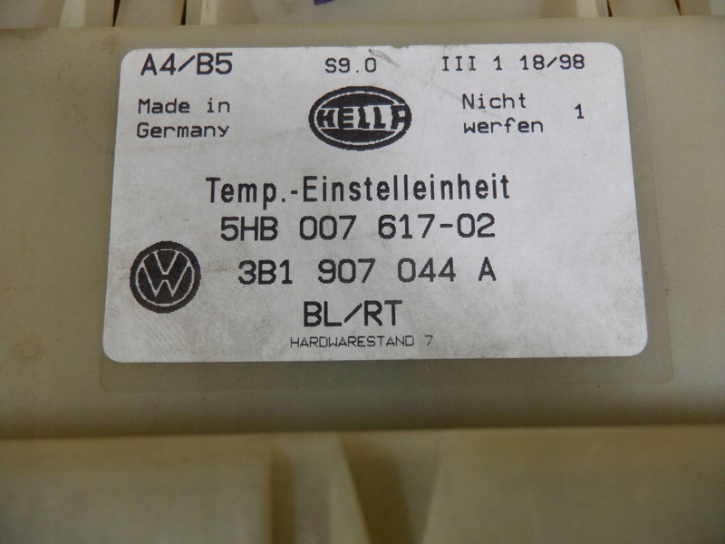 фото №12, Панель обдув 3b1907044a volkswagen golf iv 1.6 b