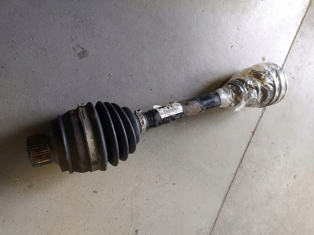 фото №1, Привідний вал передня ліва audi a6 4g 4g0407271f