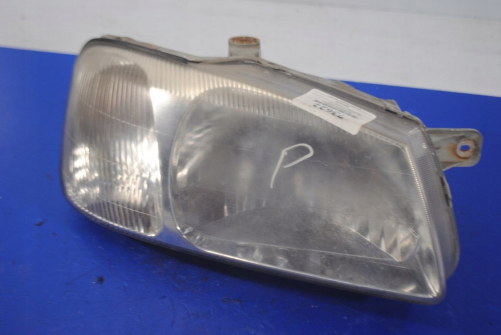 фото №1, Hyundai accent ii фара правый eu