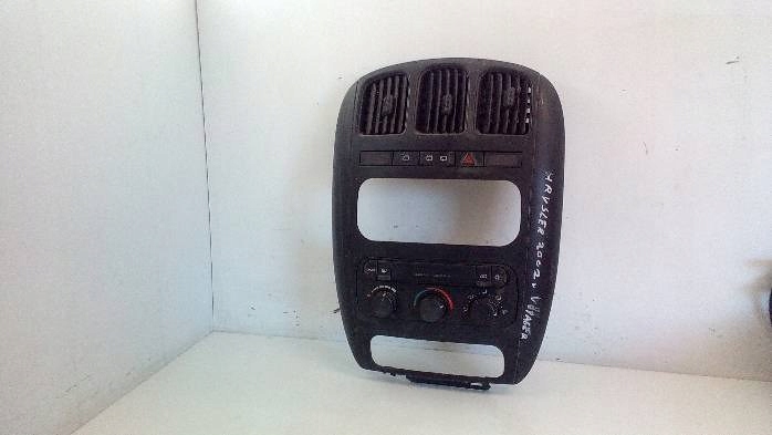 фото №12, Панель обдув i ac консоль voyager iv 05009180aa