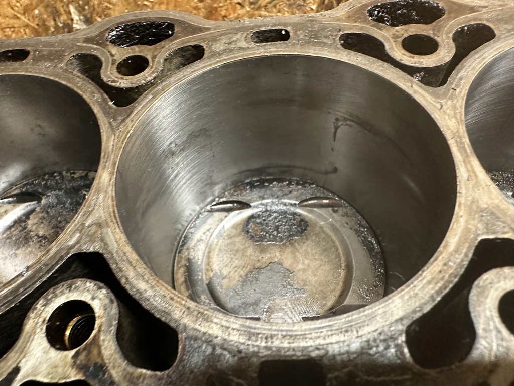 фото №12, Блок двигателя dół wał поршни 1.4 opel chevrolet ampera a14xfl