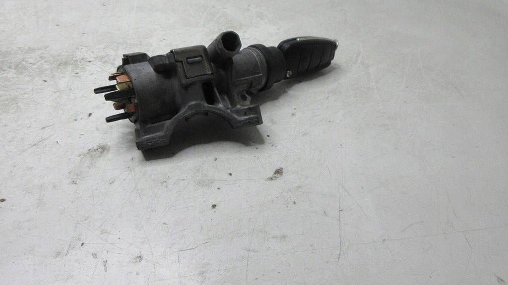 фото №1, Audi 4b0905851m замок запалювання ключ