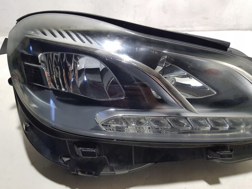 фото №4, Лампа led правая перед mercedes w212 lift комплектная