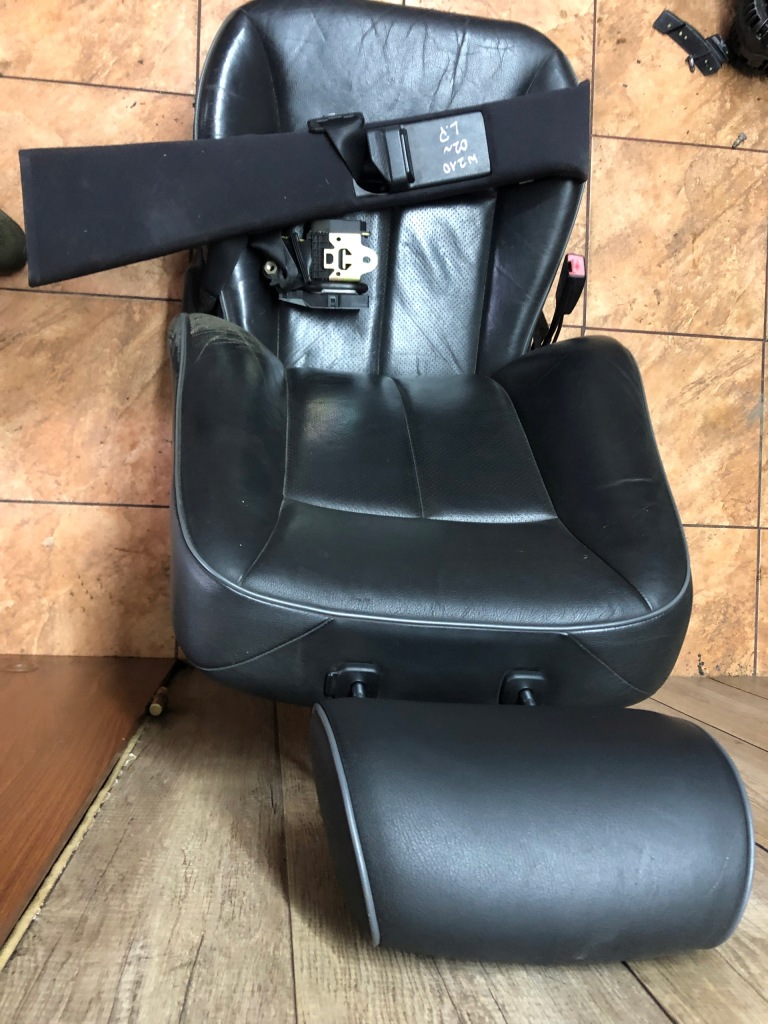 Mercedes w210 02' сиденье ремни левое  перед Киев