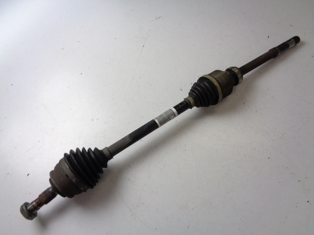 Купити Привідний вал правий перед opel corsa f 1.2 puretech 2020 рік