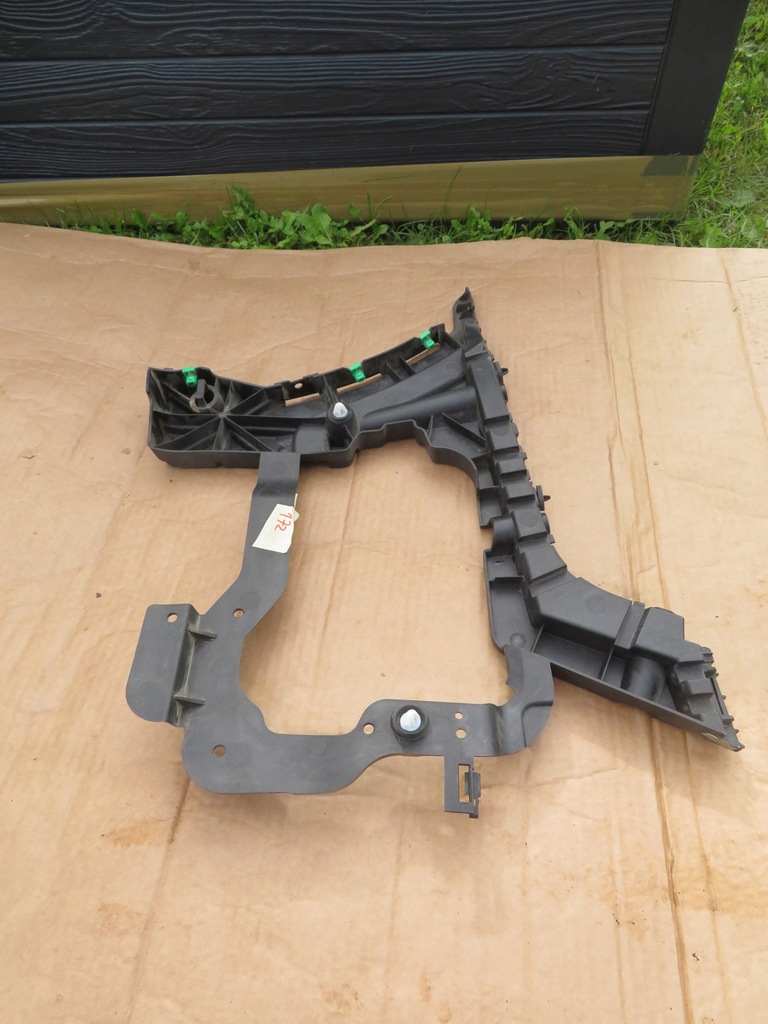 фото №8, Volvo v90 напрямна бампера задня правий 31425066